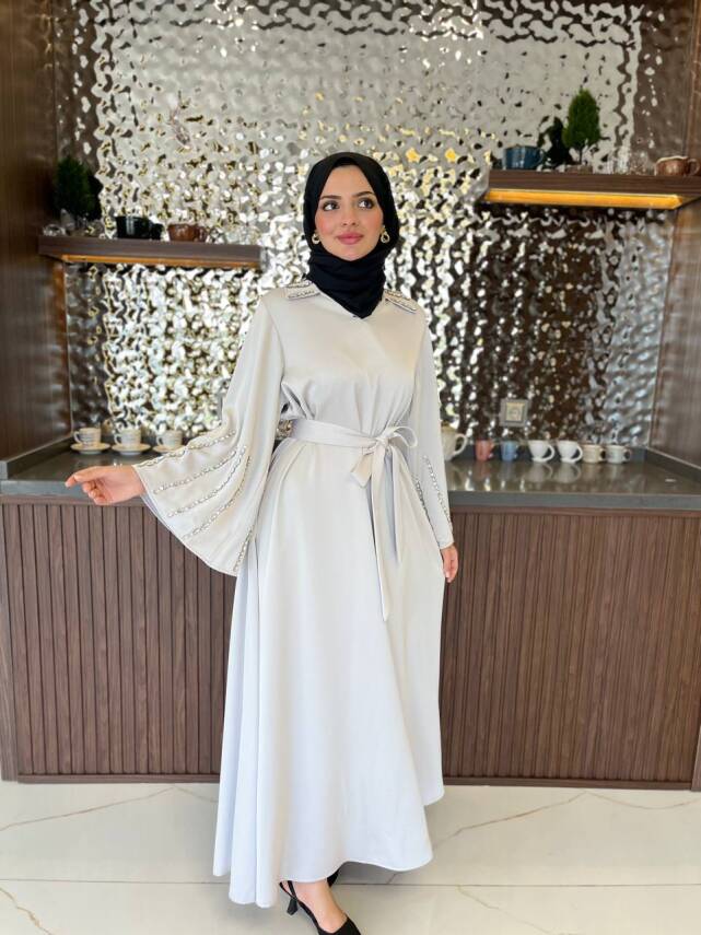 Boyun Taş İşlemli Kemer Aksesurlı Elbise S16044 - 16