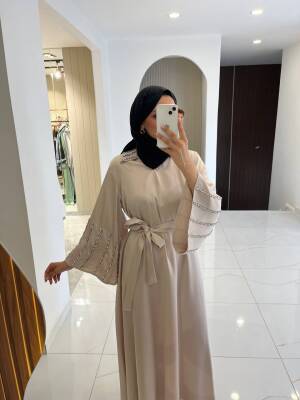 Boyun Taş İşlemli Kemer Aksesurlı Elbise S16044 - 22