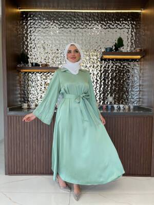 Boyun Taş İşlemli Kemer Aksesurlı Elbise S16044 - SASİLVA