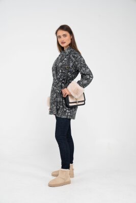 Desenli Kürk Manşet Detaylı Kuşaklı Kadın Kaban 1766 - 40
