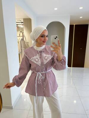 Nakış Detaylı Bel Bağlamalı Kol Lastik Basıc Gömlek - 2