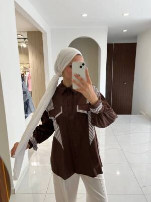 Parça Detaylı Cep Aksesurlı Simetrik Kesim Oversize Basıc Gömlek GMK16046 - 4