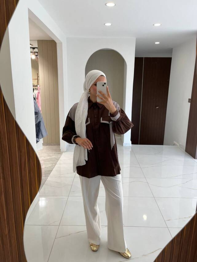 Parça Detaylı Cep Aksesurlı Simetrik Kesim Oversize Basıc Gömlek GMK16046 - 6