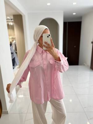 Parça Detaylı Cep Aksesurlı Simetrik Kesim Oversize Basıc Gömlek GMK16046 - 24