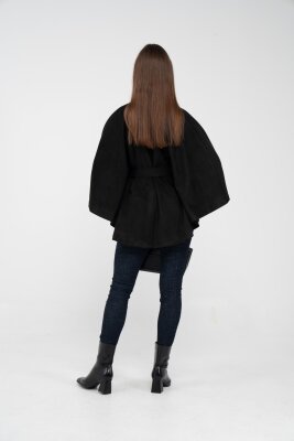 Süet Dokulu Kuşaklı Altın Düğmeli Kadın Pelerin Kap 9000 - 9