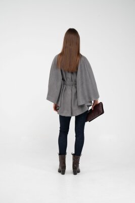 Süet Dokulu Kuşaklı Altın Düğmeli Kadın Pelerin Kap 9000 - 25