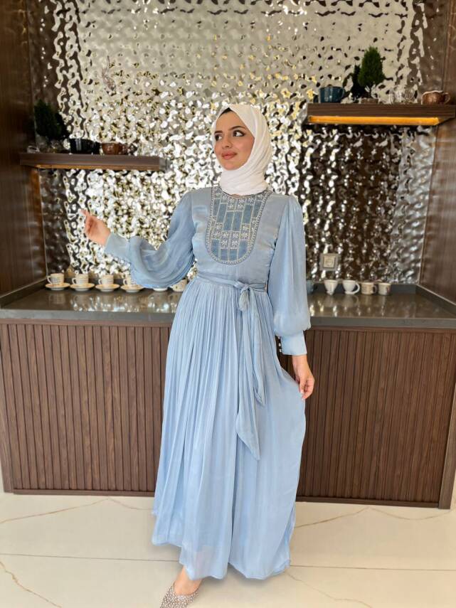 Taş işlemli Bel Kuşaklı Uzun Abiye Elbise ELB16080 - 1