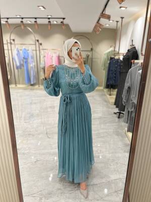 Taş işlemli Bel Kuşaklı Uzun Abiye Elbise ELB16080 - 3