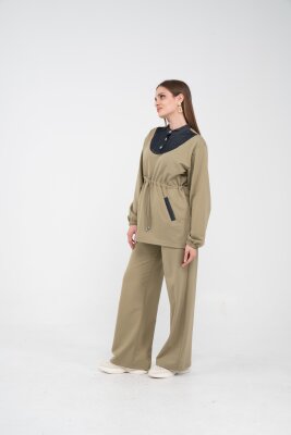 Yaka Detaylı Bel Büzgülü Kadın Takım 1719 - 27